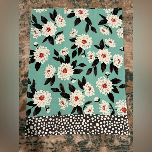 Set of Two Anthropologie Kitchen Dish Towels - Brand New - Picture 4 of 5